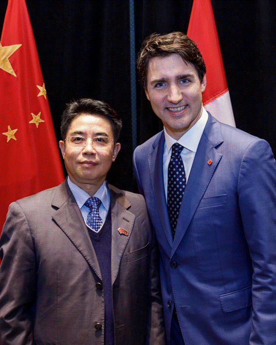 杨松才加拿大总理合影